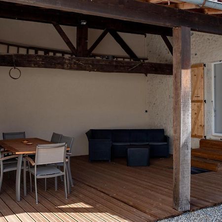 Au Coeur Du Village Bassillac Perigueux Bagian luar foto