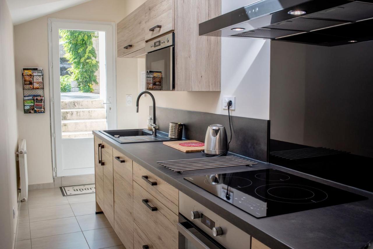 Au Coeur Du Village Bassillac Perigueux Bagian luar foto